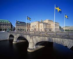 الفرق بين الإقامة الدائمة والمؤقتة في السويد 2023